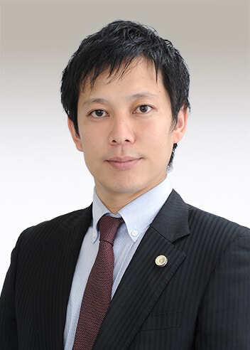 Associate Ryotaro Go