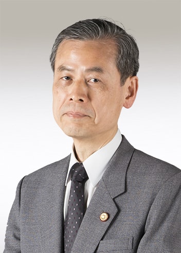 Patent Attorney (Benrishi) Kazuo Nakamura