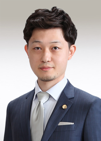 Associate Takuya Kanasugi