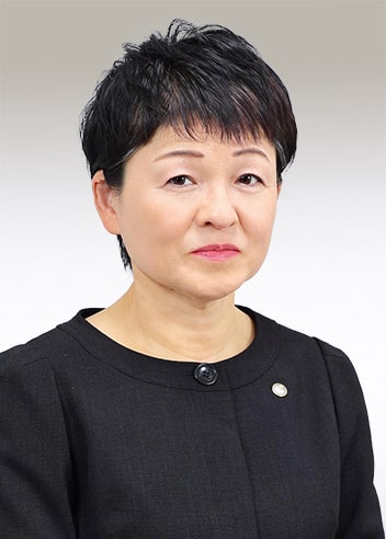 Certified Public Tax Accountant (Zeirishi) Yukiko Takemura