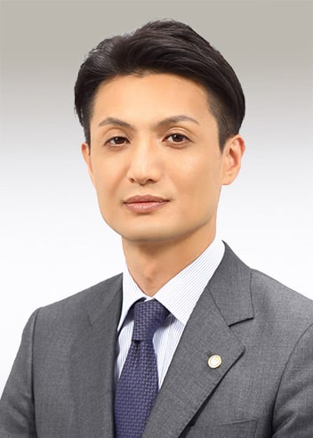 Certified Public Tax Accountant (Zeirishi) Nobuyuki Abe