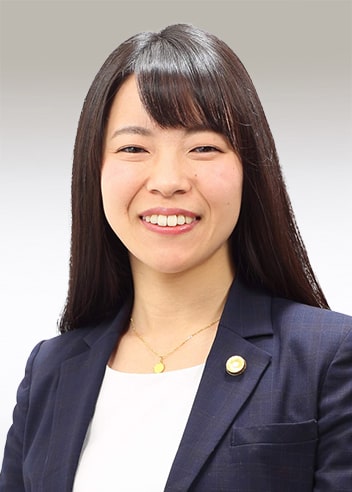 Associate Shiori Rikitake