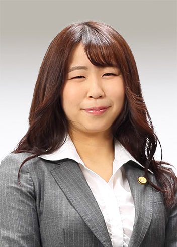Associate Mikako Makimine