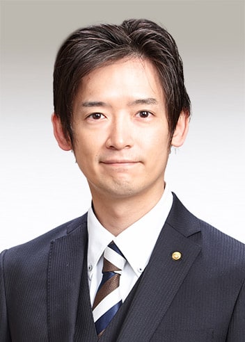 Associate Kosuke Kusano