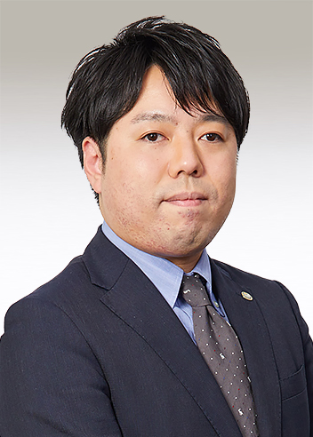 Certified Public Tax Accountant (Zeirishi) Hikaru Hirota