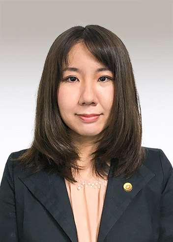 Associate Hitomi Sugino