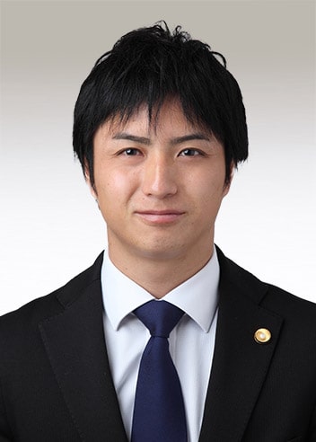 Associate Tomotaka Furuyama