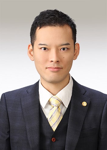 Associate Yusuke Yamazawa