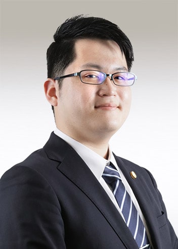 Associate Takuya Kubotani