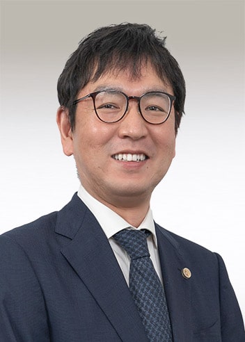 Associate Kazunori Hagioita