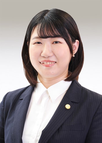 Associate Mayu Hayashi