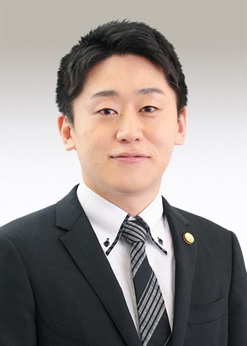 Associate Tomohiro Suto