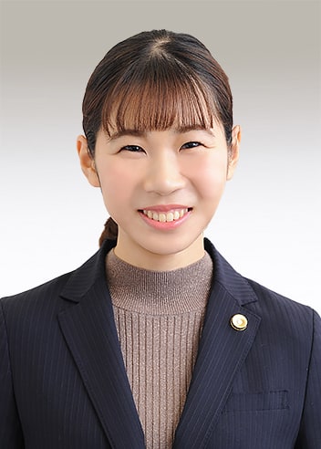 Associate Marina Kawakami
