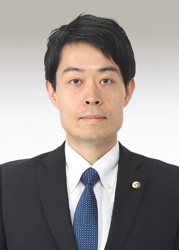 Associate Yuichi Sagawa
