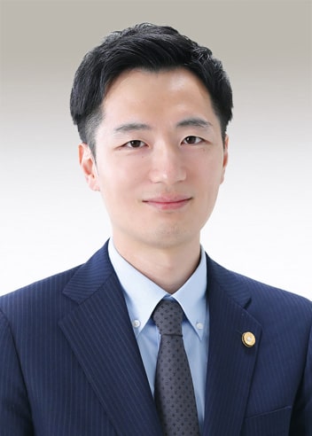 Associate Naoki Miyamoto